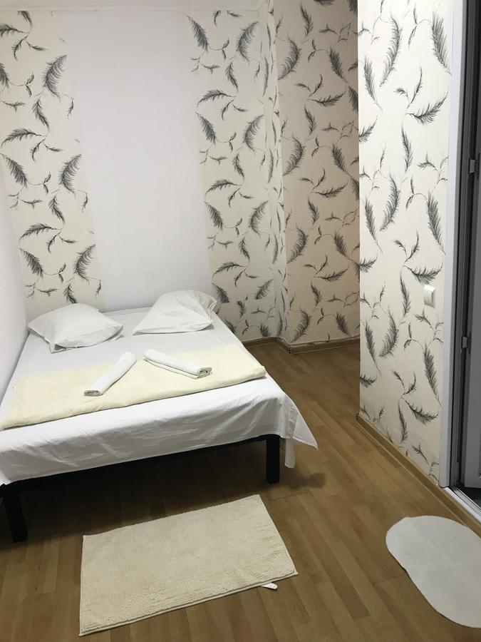 La Anca Bucarest